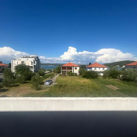 Chiara Apartmán *